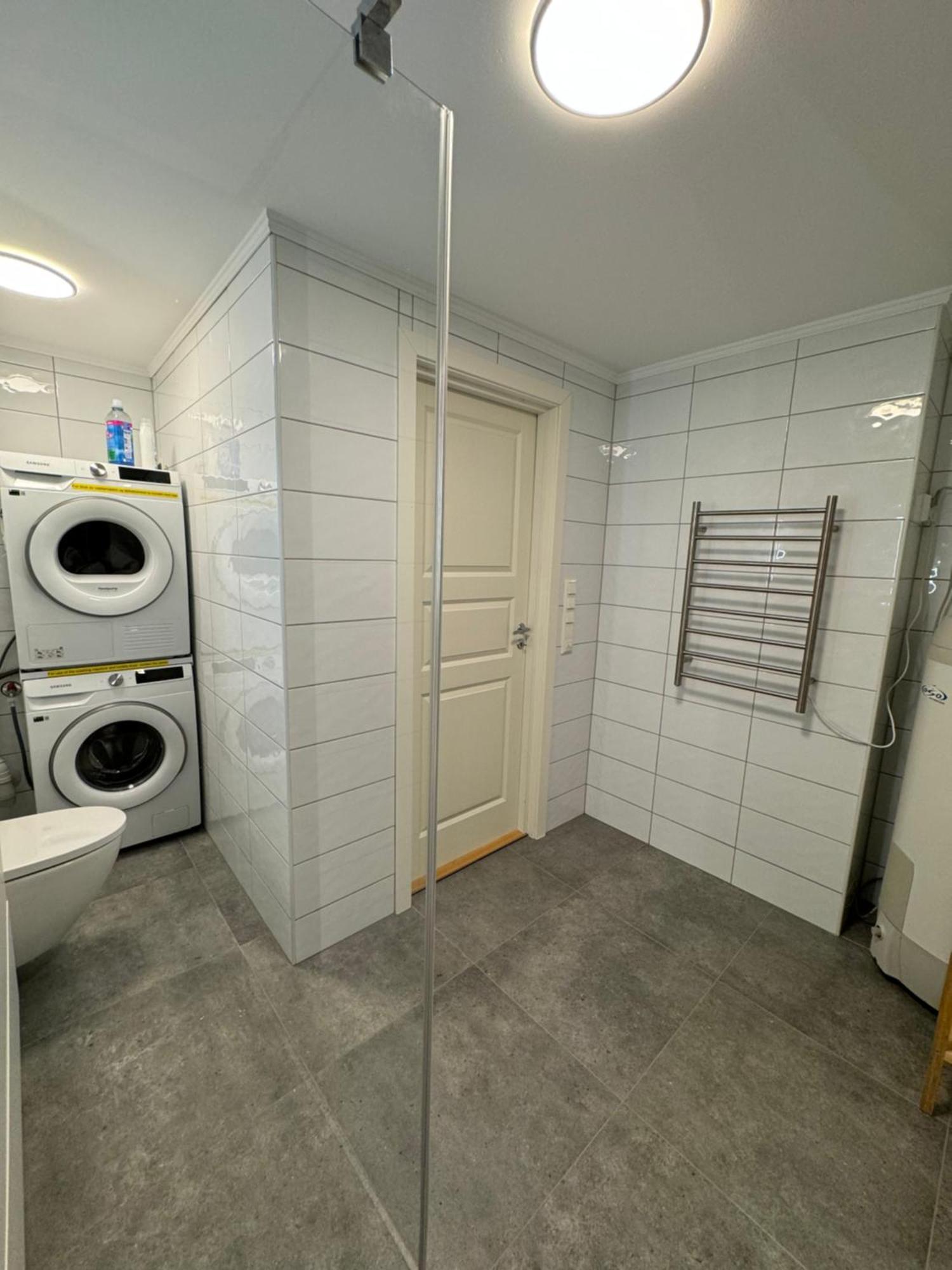 Charming 3-Bedroom Apartment In The Heart Of Кристиансун Екстериор снимка